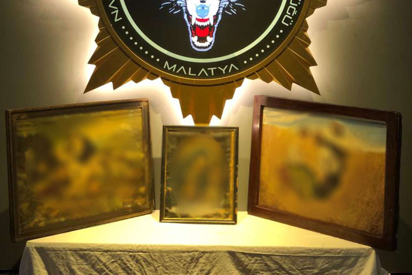 Malatya'da tarihi eser niteliği taşıyan 3 tablo ele geçirildi